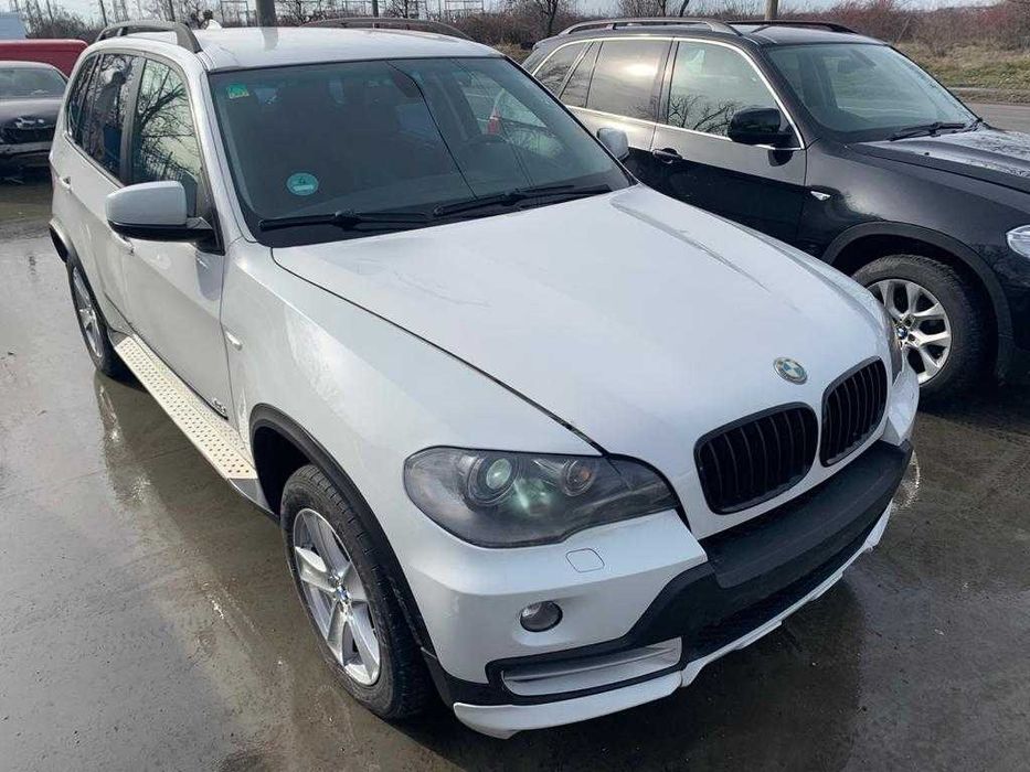 Dezmembrez bmw x5 e70 pachet aero/bmw x5 volan stanga/bara fata x5