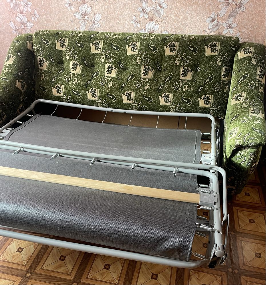 Продам диван и 2кресла
