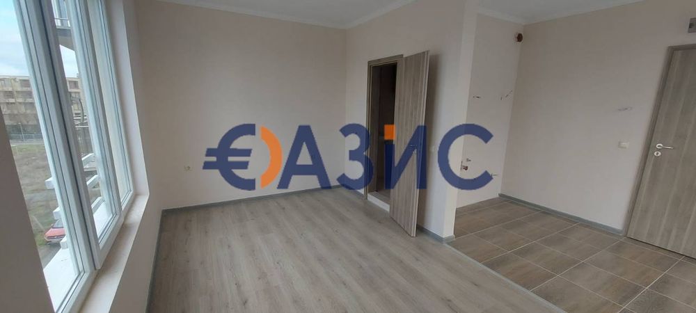 Продава се Едностаен апартамент в к.к. Слънчев бряг - 37 кв.м за 1322 €/кв.м - Снимка #2