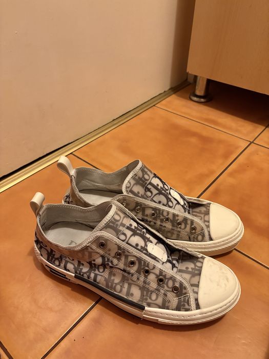 Dior b23 low.