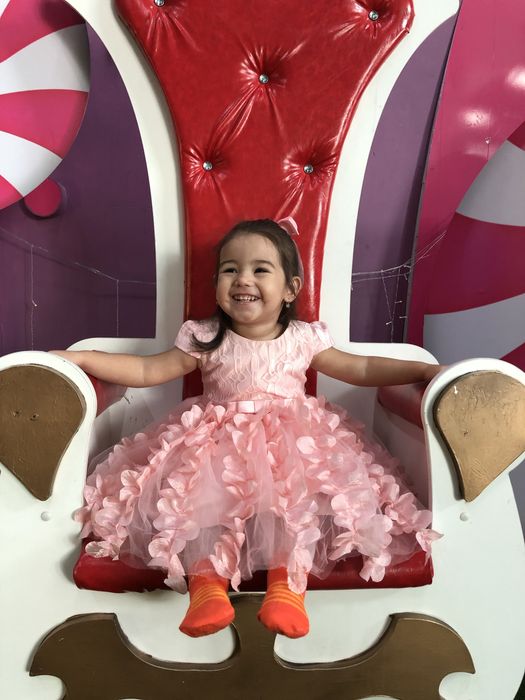 Продам платье детское розовое