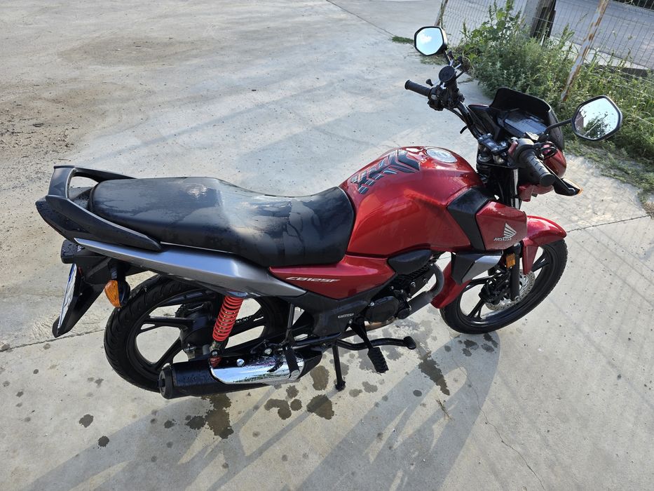 Honda CB125F 2023 impecabil