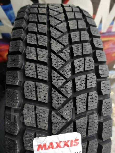 Продам зимные шины в отличном качестве !! Цена до конца недели !!