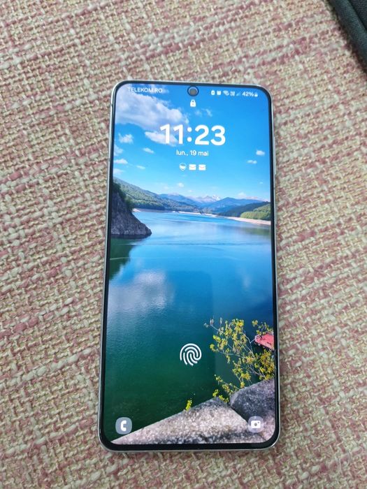Vând samsung s21 plus 5g