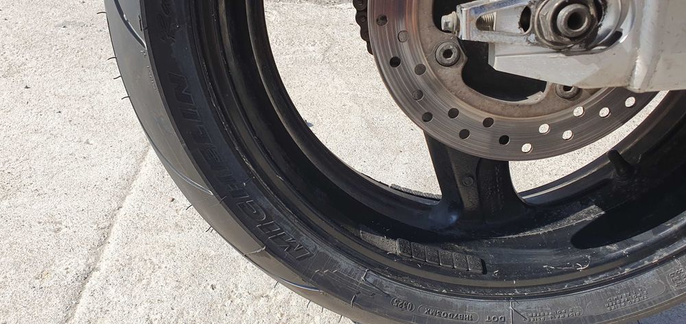Vand honda cbr an 2000,de 600 ,110 cp!