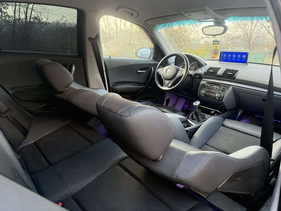 BMW Seria-1//E87 120D// 2.0/163CP 6+1-Trepte//Auto-Impecabill/2006-E4/