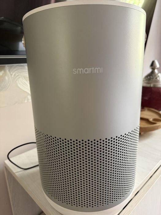 Продам воздухоочиститель