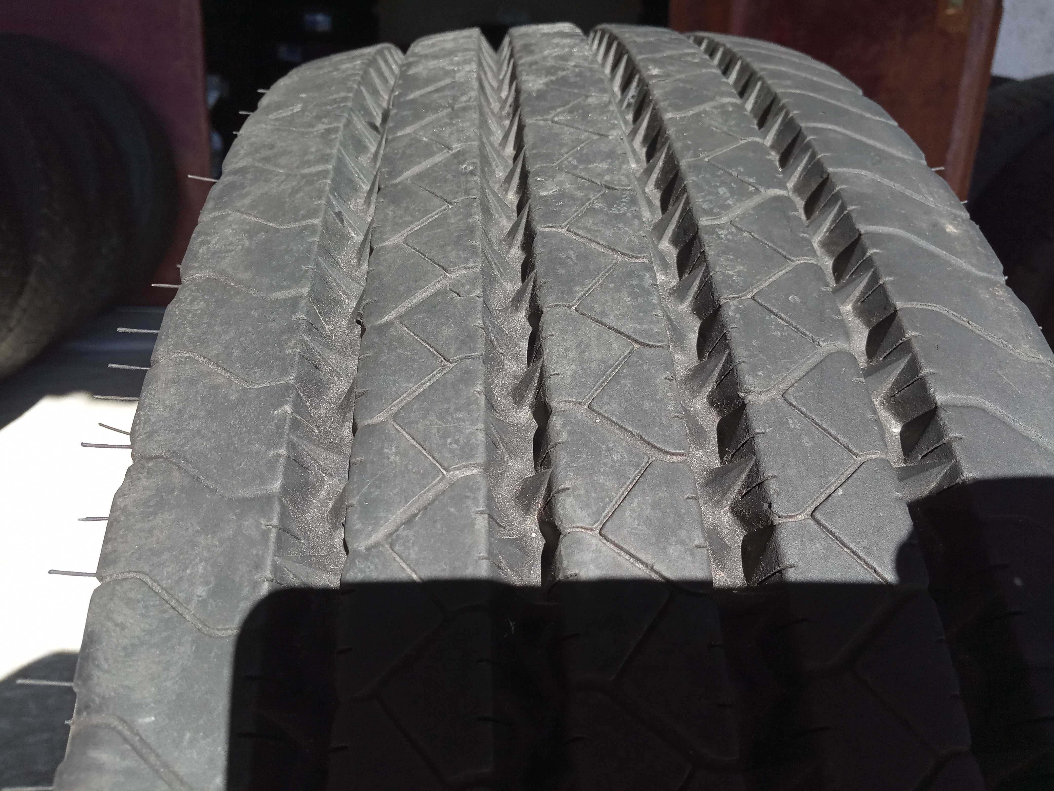 1 Тежкотоварна гума 10R17.5 Continental LSR1 134/132L 390лв. с ДДС