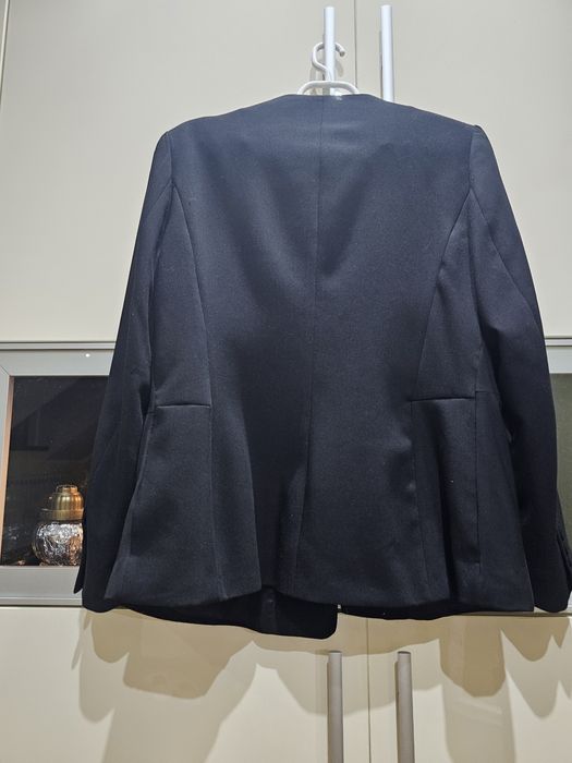 Sacou Zara marimea 40 si geaca marimea XS