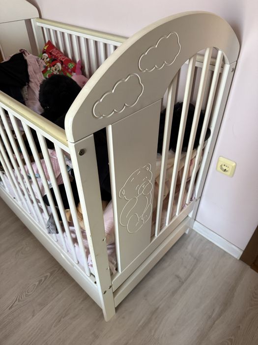 Бебешка кошара дървена