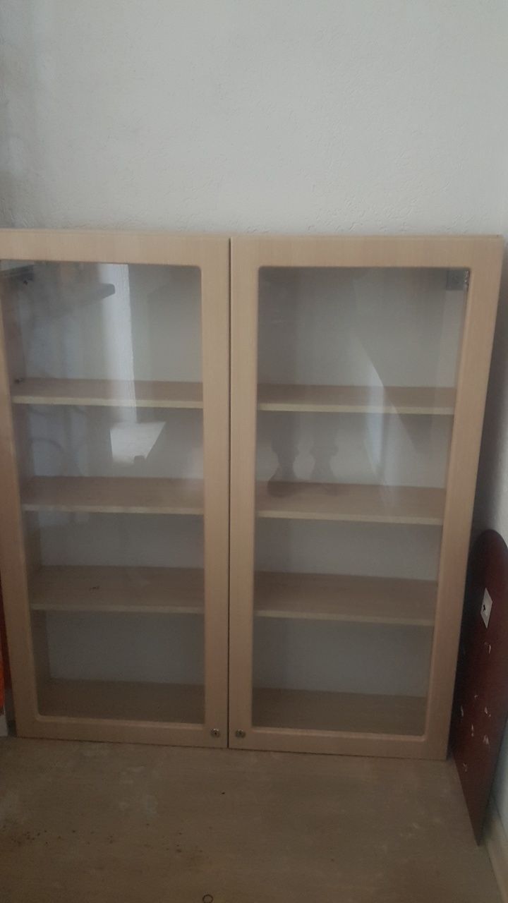 Срочно продаются шкафы
