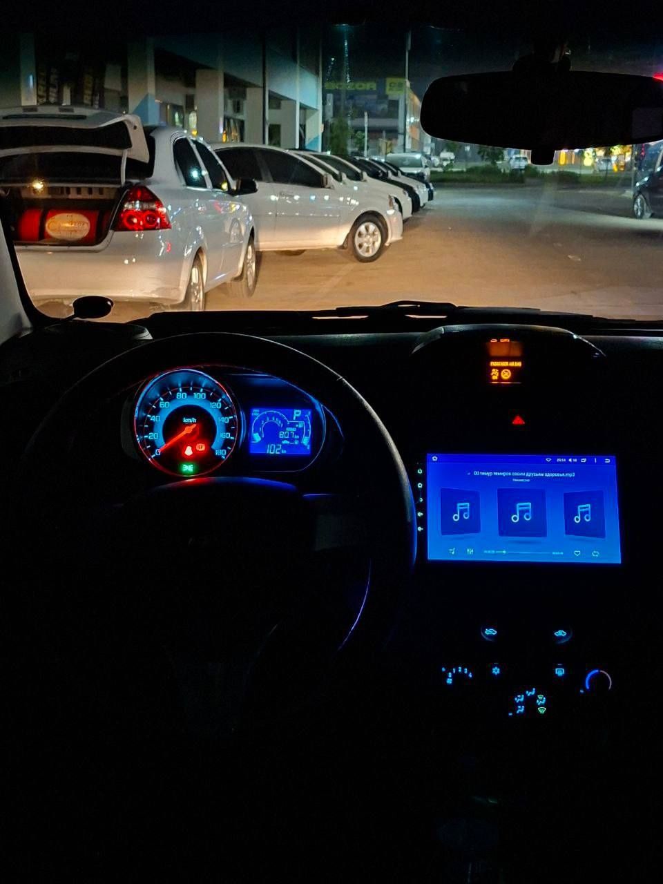 Spark 4-Pozitsiya Avtomat Tozza Avto Kredit 1 kunda passportga
