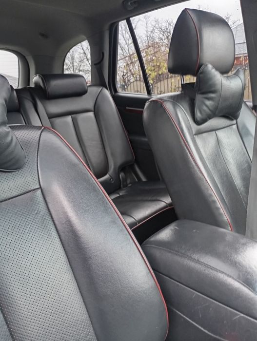vând Hyundai santa Fe impecabil accept orice test detalii in privat
