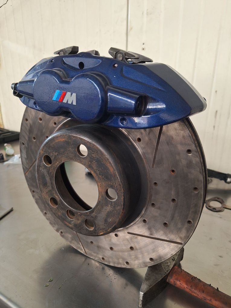 M performance спирачни апарати и дискове комплект Brembo Bmw F30