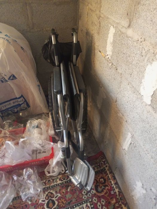 Инвалидная коляска