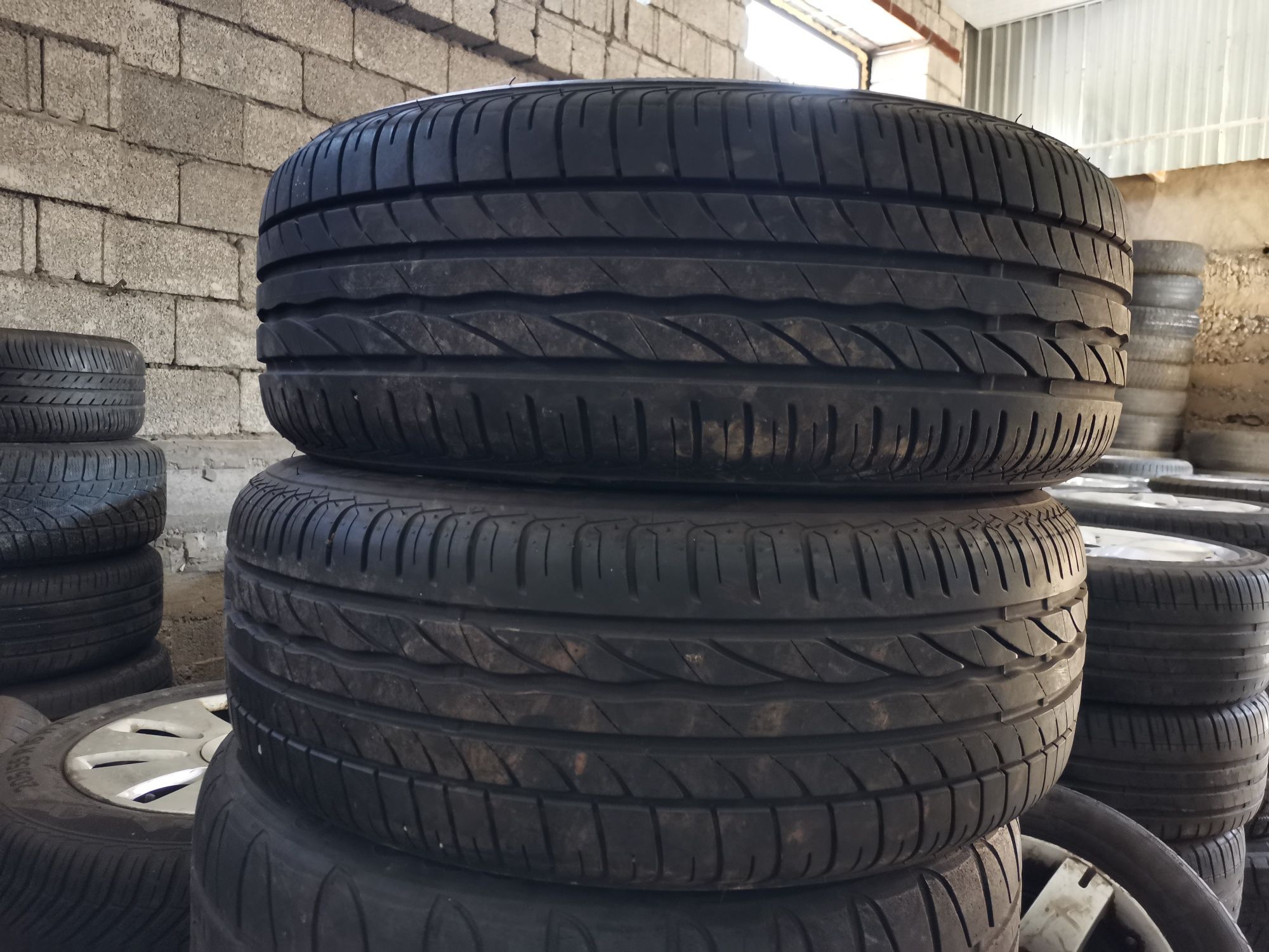 Шины Bridgestone 195/55/16, 2шт