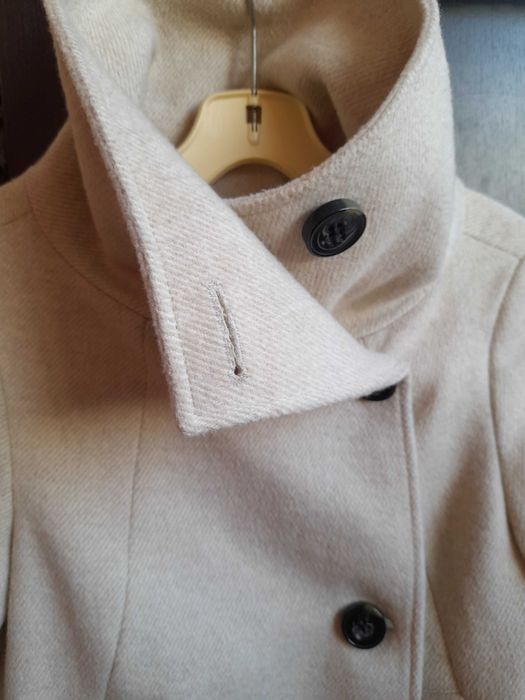 Дамско палто на Bershka