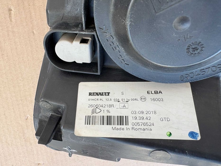 Far stanga Dacia Logan / Sandero 2 facelift dupa 2018 original