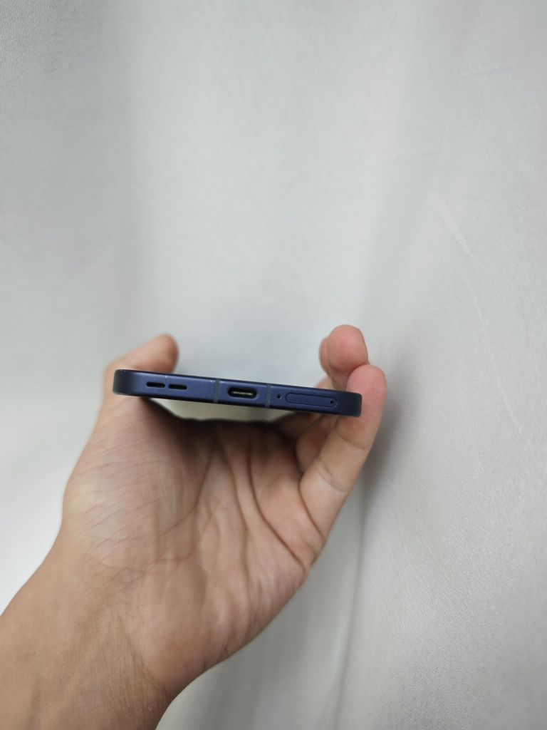 Oppo Reno 13 5g 12/512 Gb sotiladi