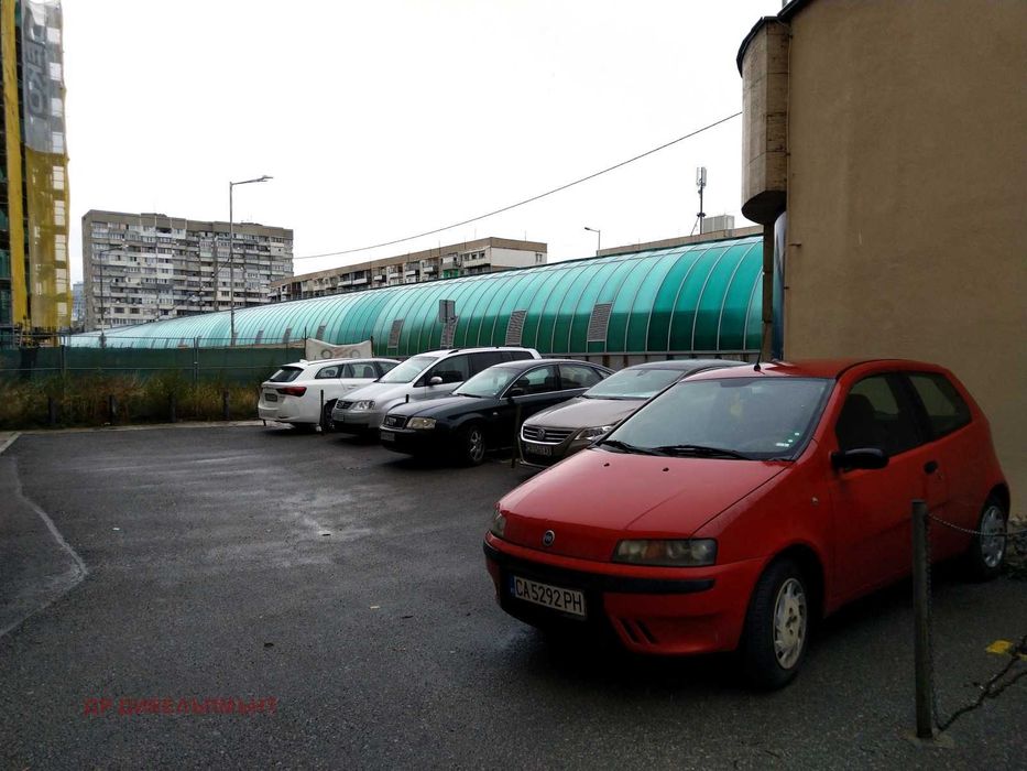 Дава под Наем МАГАЗИН
град София, Дървеница ул. Пловдивско поле