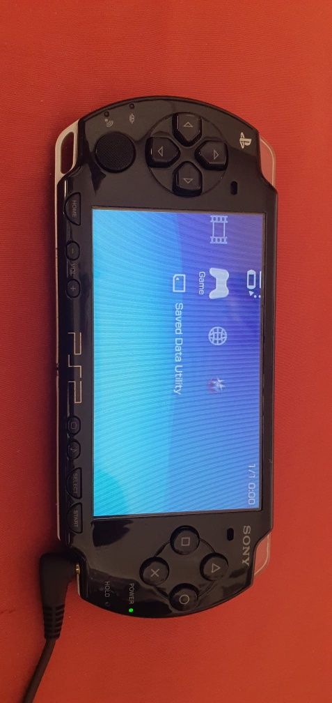 Vând Playstation Portabil Seria 2004 / Psp 2004