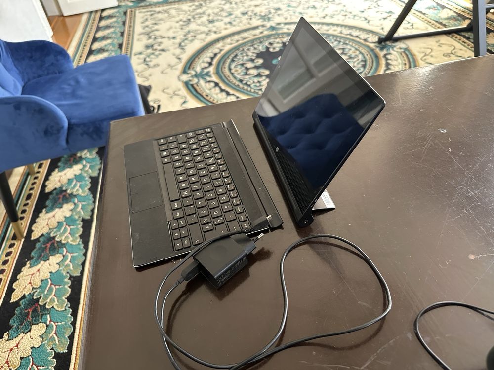 Продаю планшет Lenovo Yoga 2 на основе Windows