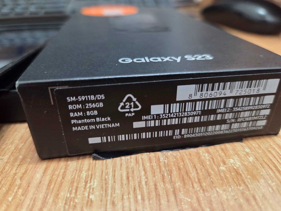 Samsung s25 12GB cu 128GB