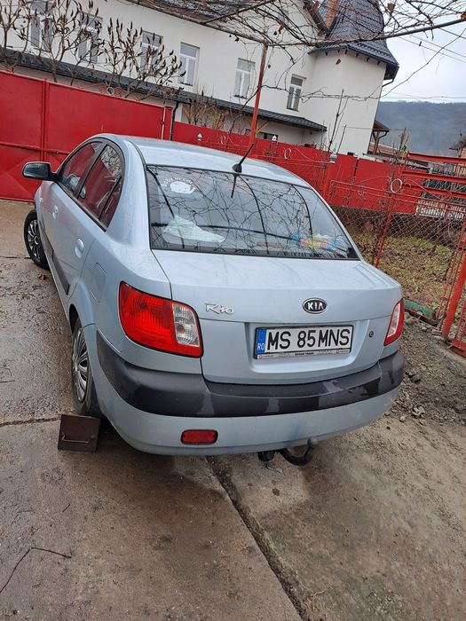 Kia rio 1.4 benzină