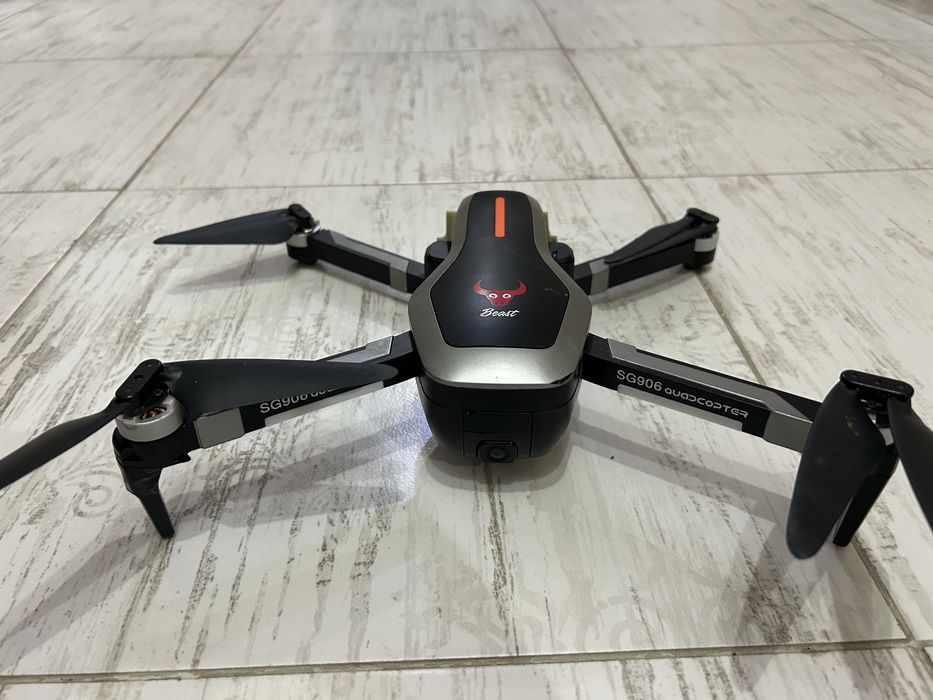 Дрон,для полетов