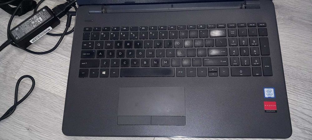 Laptop HP 250 G6 i5-7200U 3.1G/15.6"/8GB ddr4/128GB M.2/Video 2GB/W.11