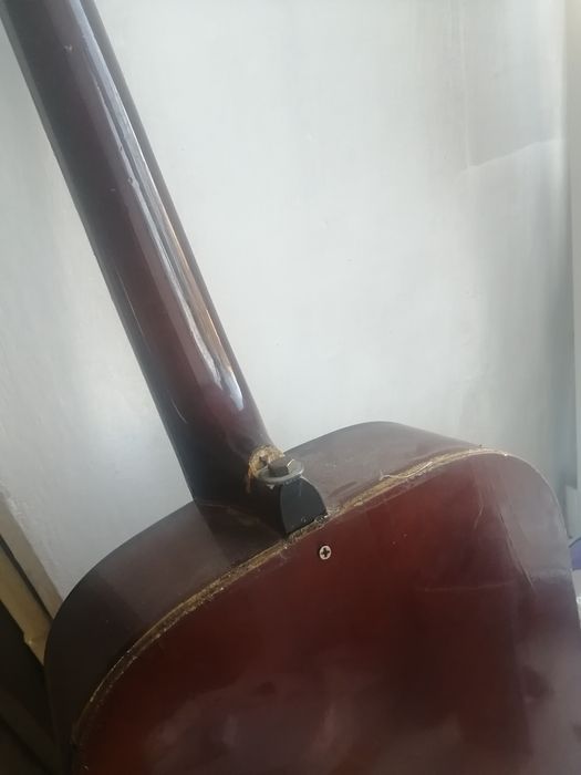 Гитара 6-ти струнная