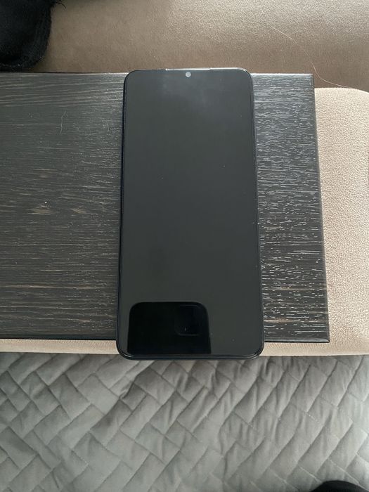 Прдам infinix Hot 30i