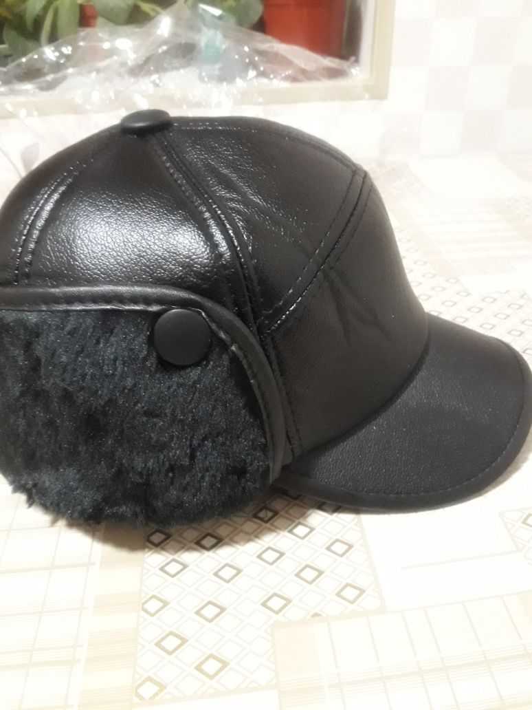 Шапка мужская утеплённая