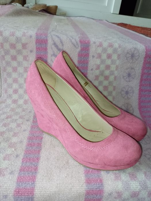 Pantofi de dama  50 de lei