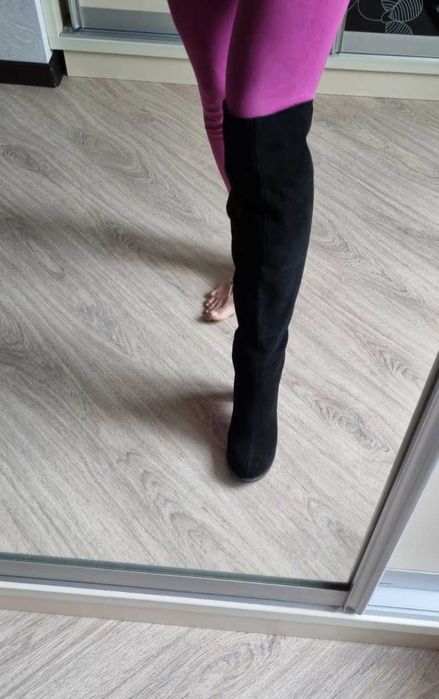 продам женские сапоги-ботфорты из натуральной замши