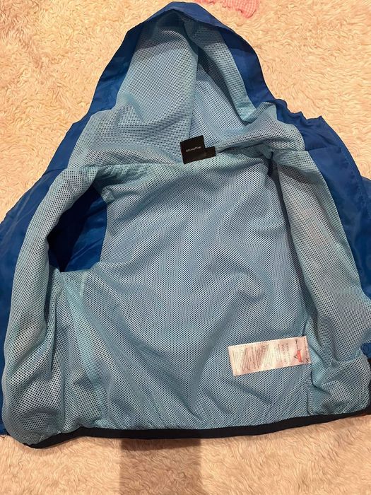 Зимно яке, ветровка Макуин, елек H&M