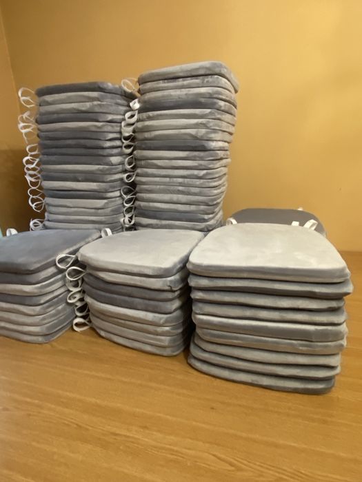 Perne chiavari , scaun