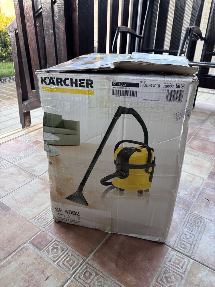 Aspirator cu spalare injectie- extractie Karcher SE 4002