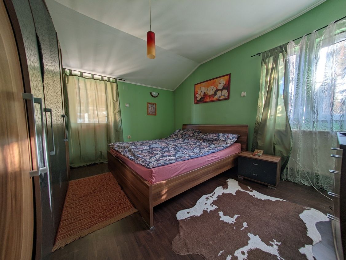 Proprietari, vindem casa cu gradina mare în Tărlungeni