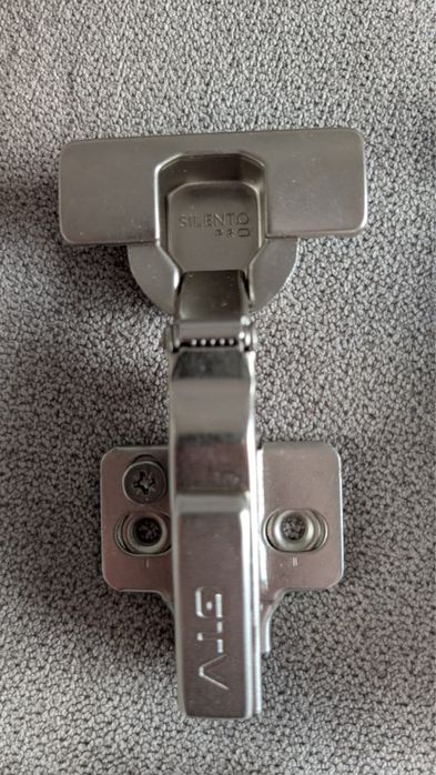 Петли в комплекте GTV Silent Pro с доводчиком и 3D регулировкой