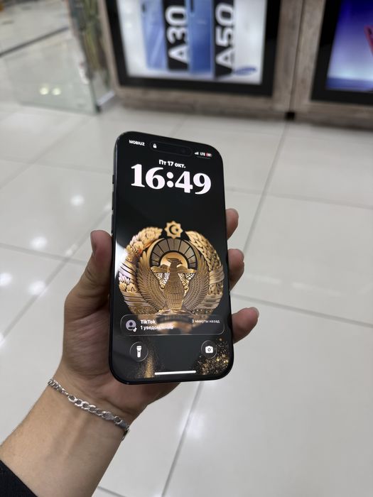 IPHONE 15 в хорошем состоянии