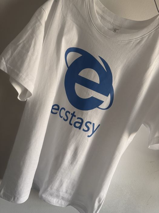 VETEMENTS ecstasy t-shirt