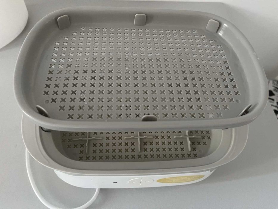 Sterilizator biberoane "Tommee tippee"
