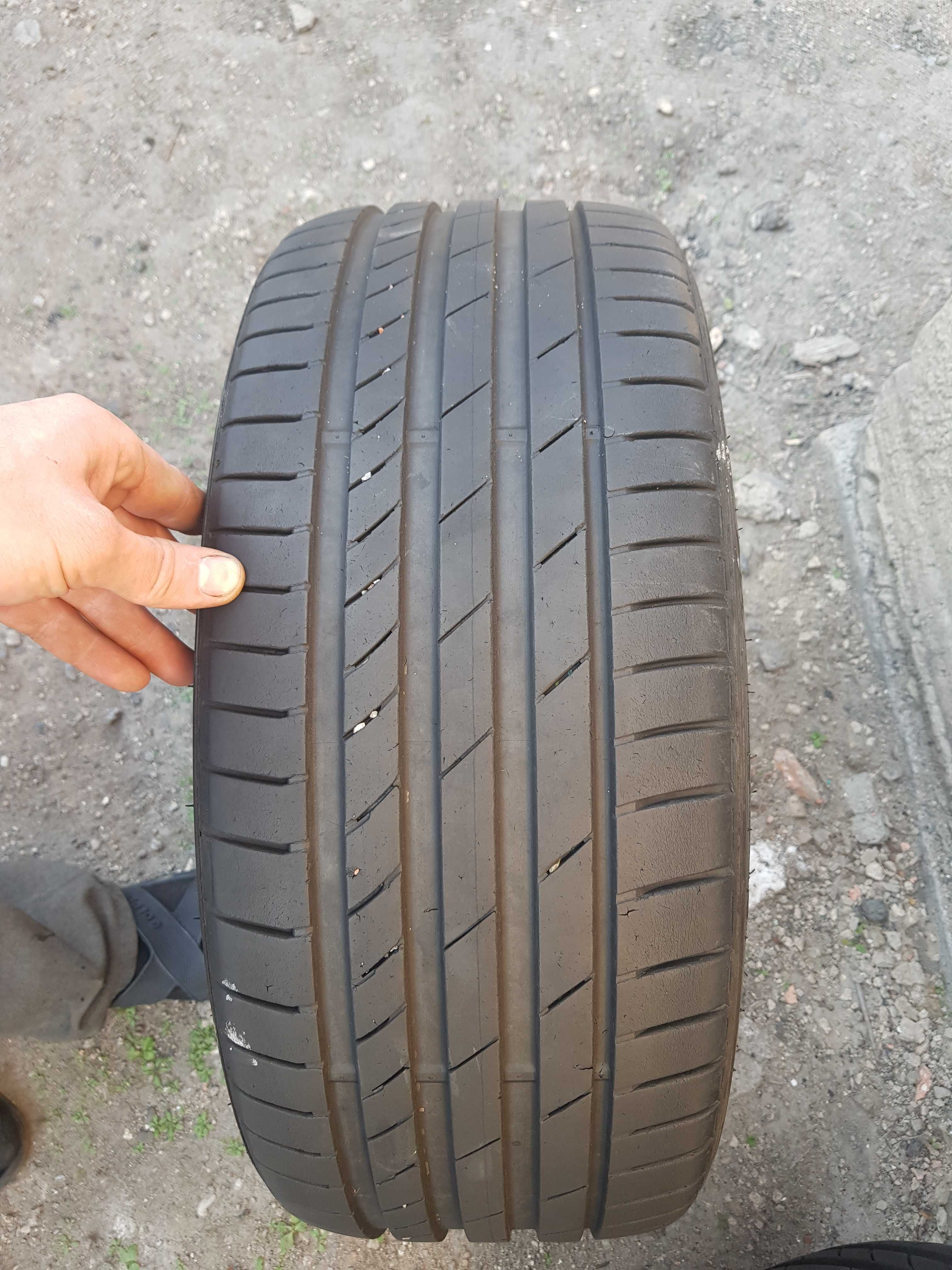 Продам шины KUMHO R 18