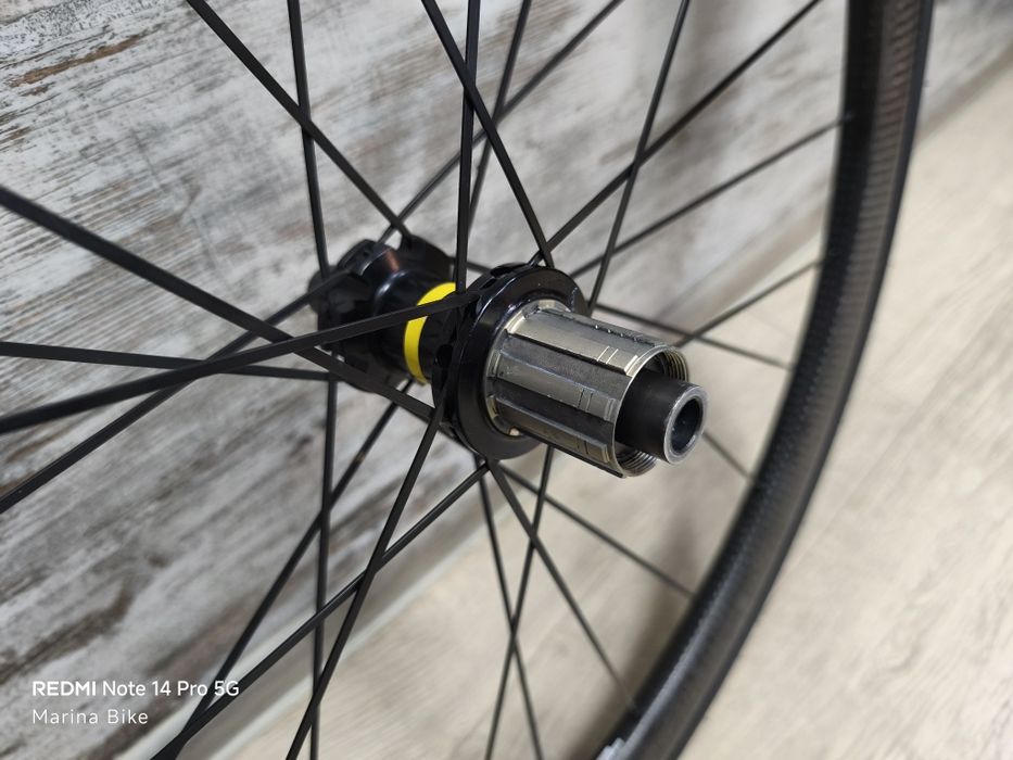 Карбонови шосейни капли Mavic Cosmic Pro Carbon UST Limited Disc