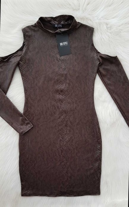 Дамска рокля змийски принт S-М НОВА