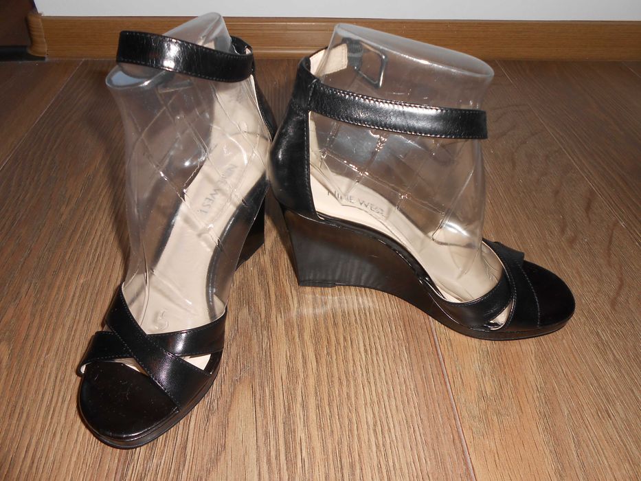 Sandale negre piele platforma Nine West (NR 36 EU)