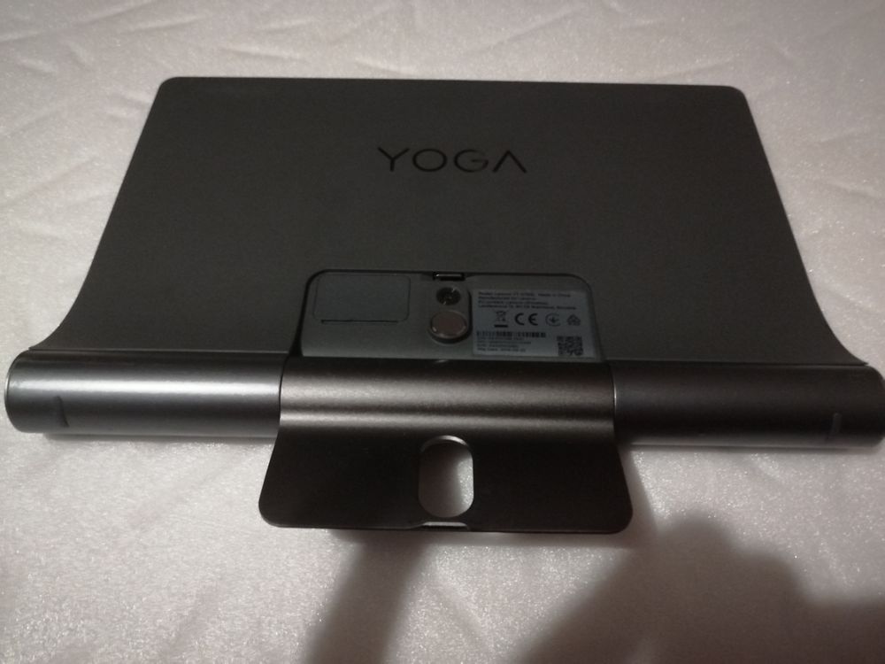 Lenovo YOGA smart tab