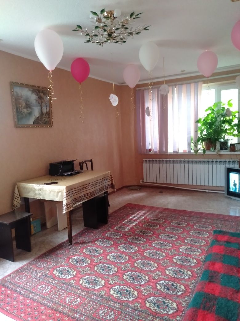 Продаем 3-х комнатную квартиру в 3 мкр-не.