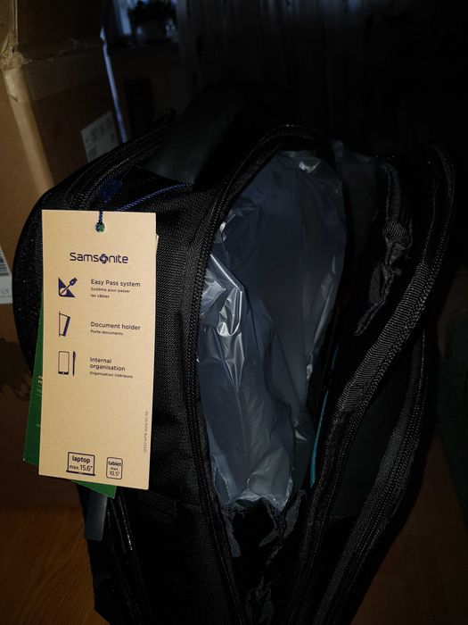 Rucsac Samsonite Neutilizat cu USB